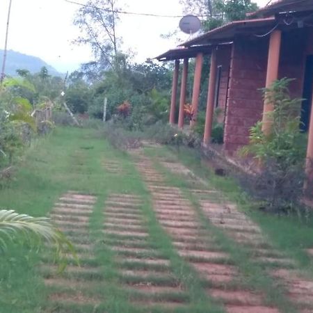 Vinee'S Kitchen And Motel Koynanagar エクステリア 写真